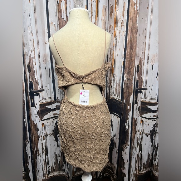 AKIRA Strapless Textured Tan Dress - Picture 4 of 8